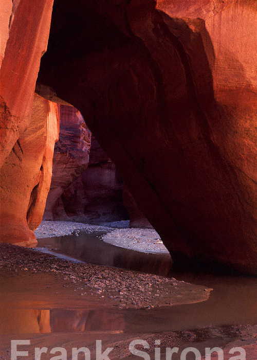 Gateway to Hades Sandstone Arch © Frank Sirona